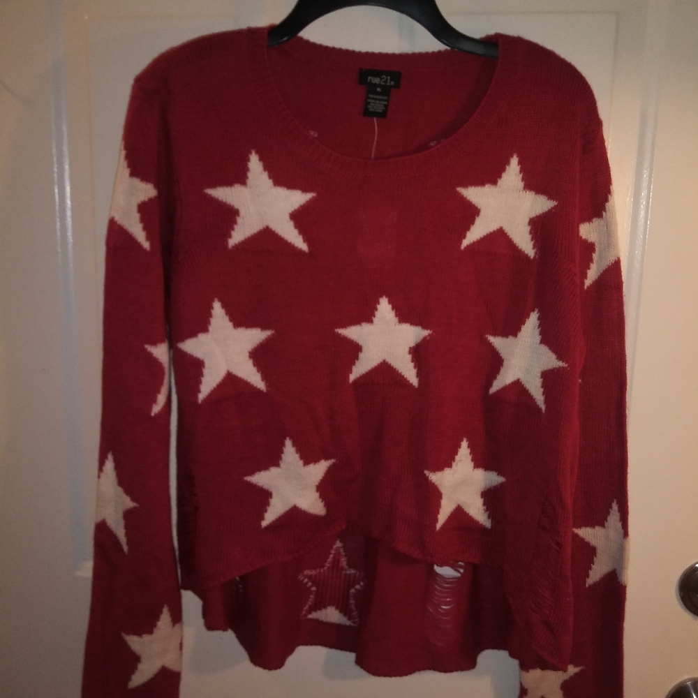 Nwt Rue 21 Red Star Sweater Ripped Large XL - Picture 3 of 3